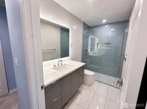 2325 Harbor Avenue SW Seattle WA 98126