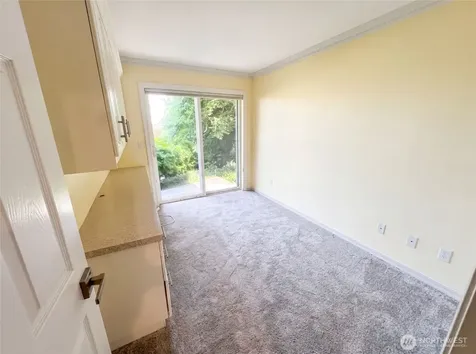 2325 Harbor Avenue SW Seattle WA 98126