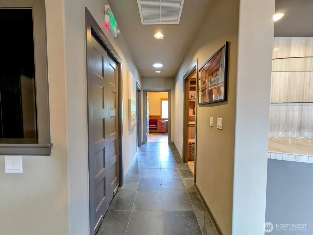 259003 Hwy 101 W Sequim WA 98382
