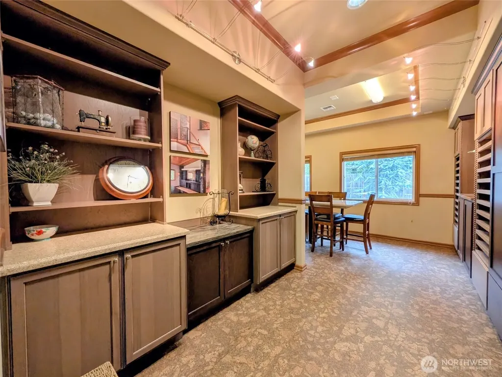259003 Hwy 101 W Sequim WA 98382
