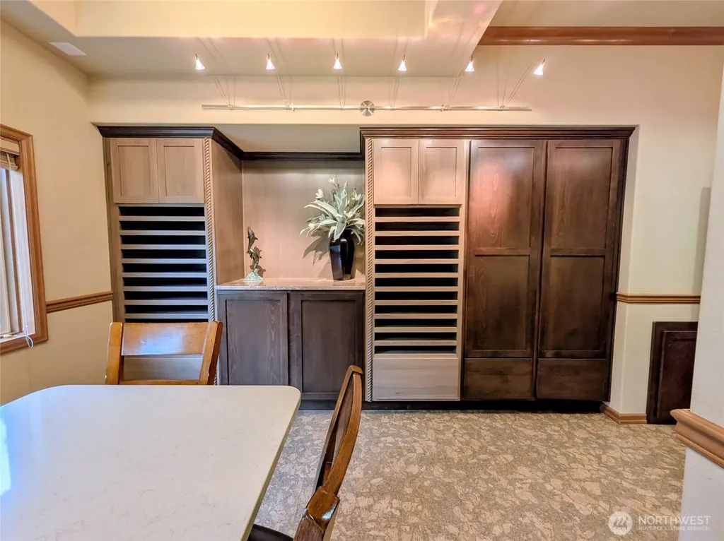259003 Hwy 101 W Sequim WA 98382