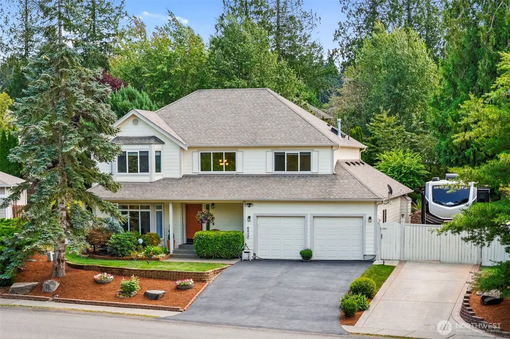 6412 Grand Pine Loop NE Bremerton WA 98311