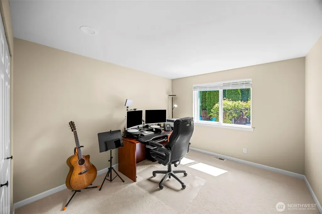 6412 Grand Pine Loop NE Bremerton WA 98311