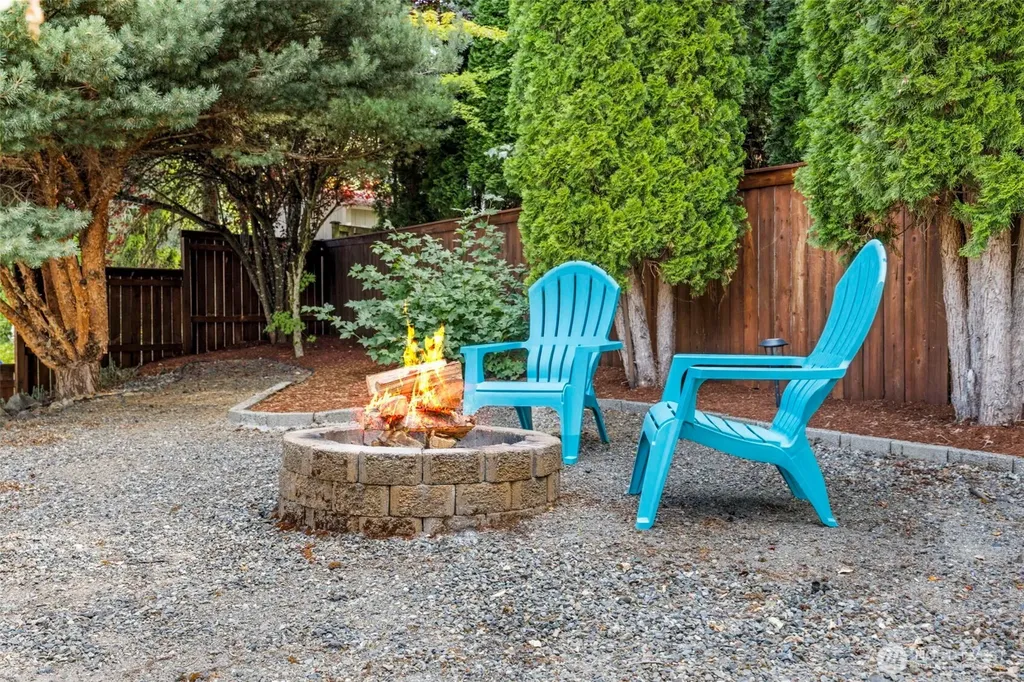 6412 Grand Pine Loop NE Bremerton WA 98311