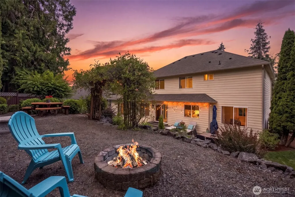 6412 Grand Pine Loop NE Bremerton WA 98311