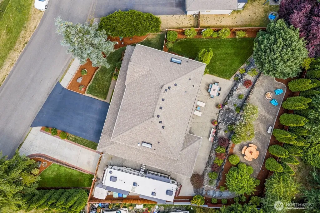 6412 Grand Pine Loop NE Bremerton WA 98311