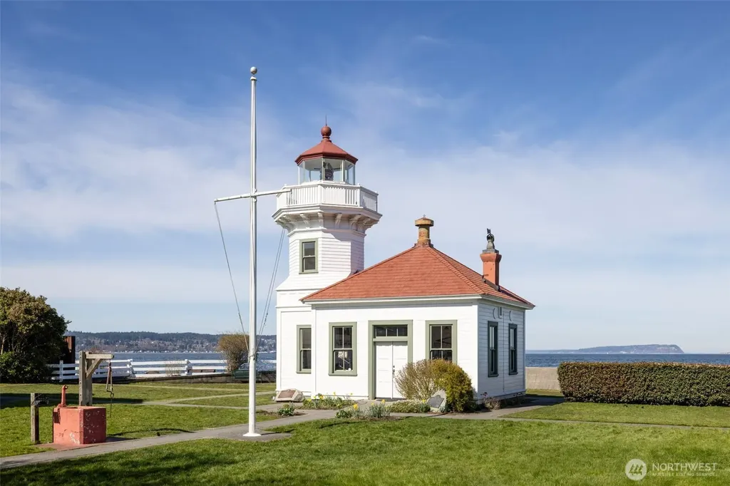 0 Lots 19, 1501, 1300 61st Place W Mukilteo WA 98275