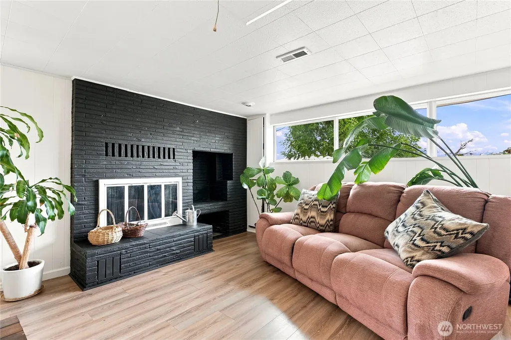 115 Yates Road Chehalis WA 98532