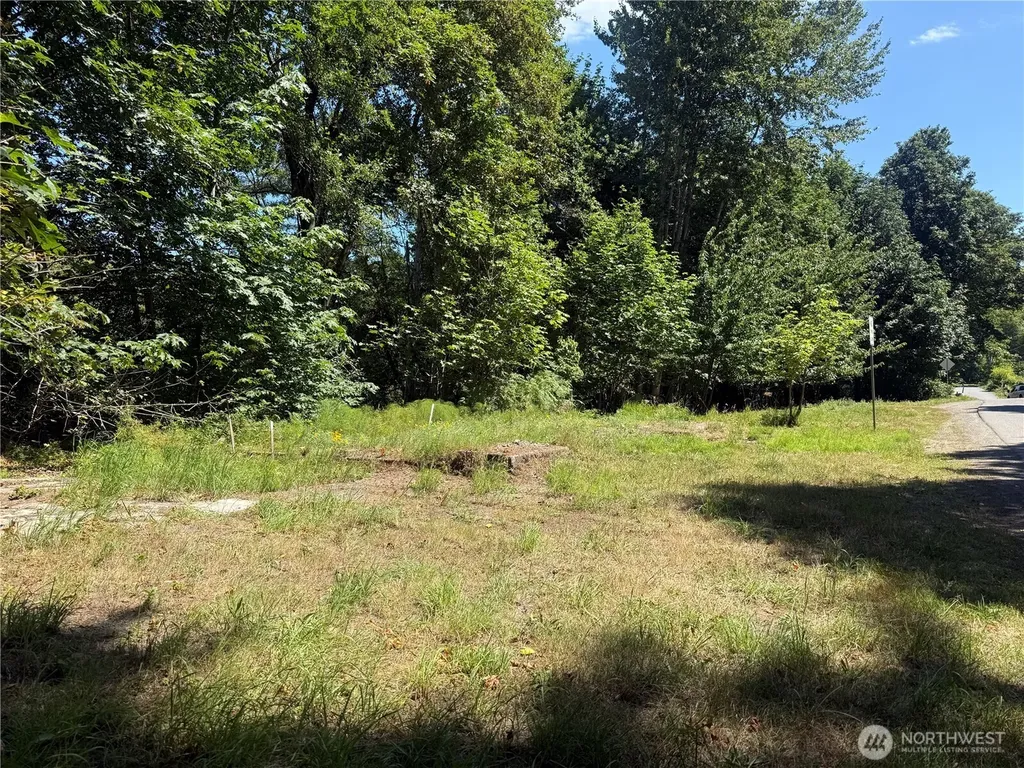 2009 E Ennis Creek Road Port Angeles WA 98362