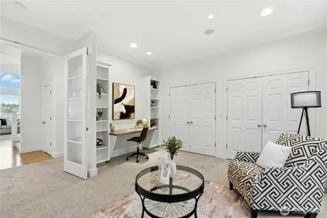 13130 Holmes Point Drive NE Kirkland WA 98034