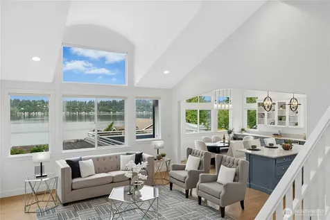 13130 Holmes Point Drive NE Kirkland WA 98034