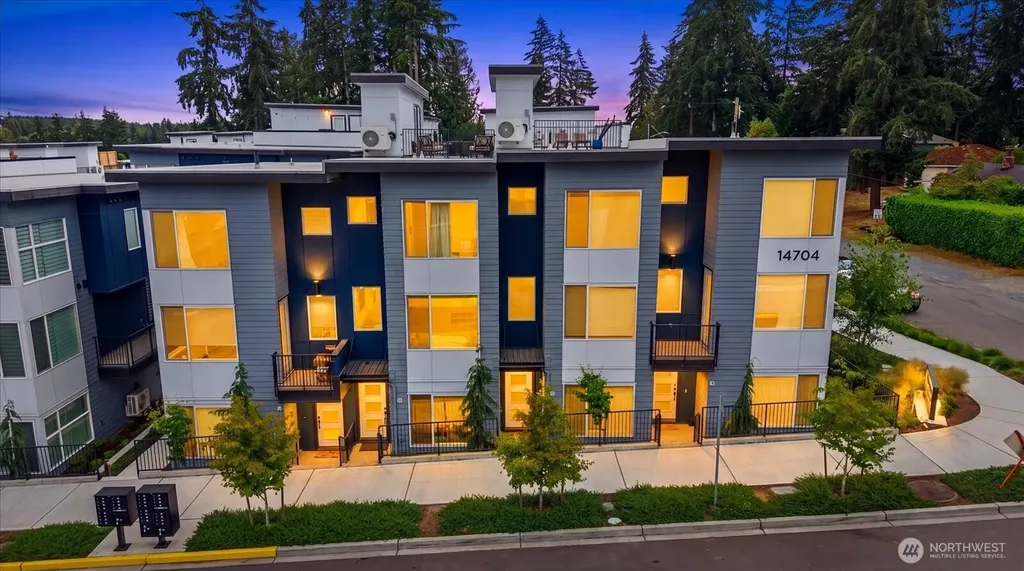 14704 Meridian Avenue N Shoreline WA 98133