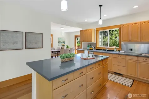 3422 21st Avenue S Seattle WA 98144