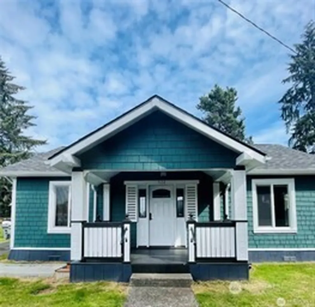 528 S 7th Montesano WA 98563