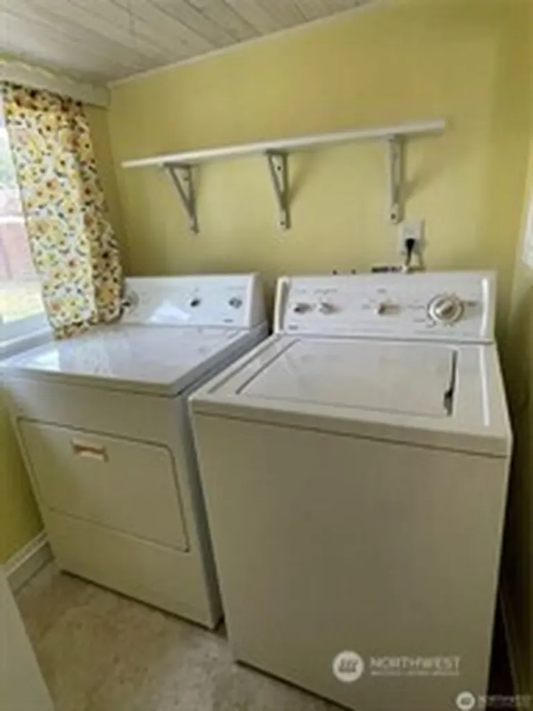 528 S 7th Montesano WA 98563