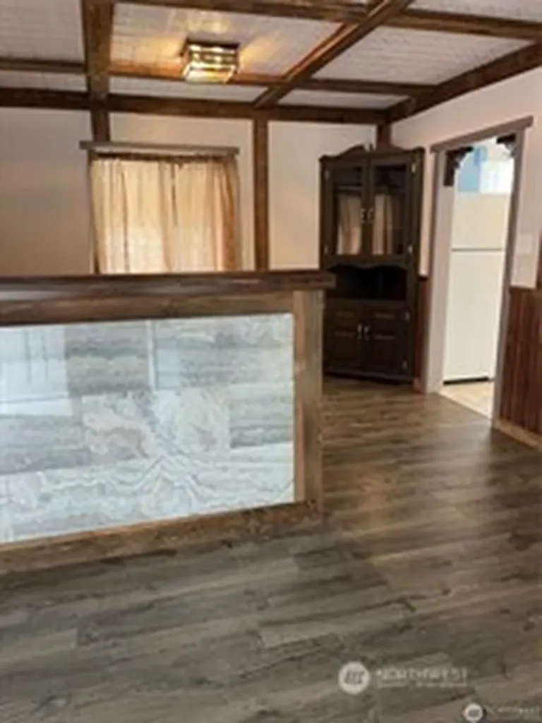 528 S 7th Montesano WA 98563