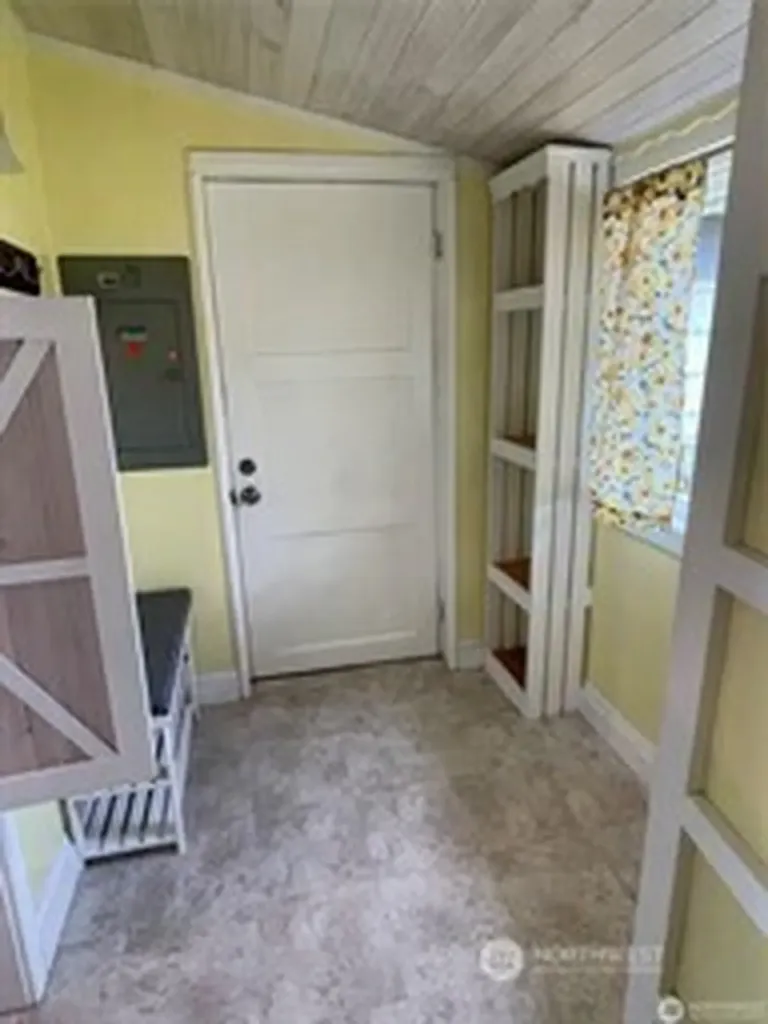 528 S 7th Montesano WA 98563