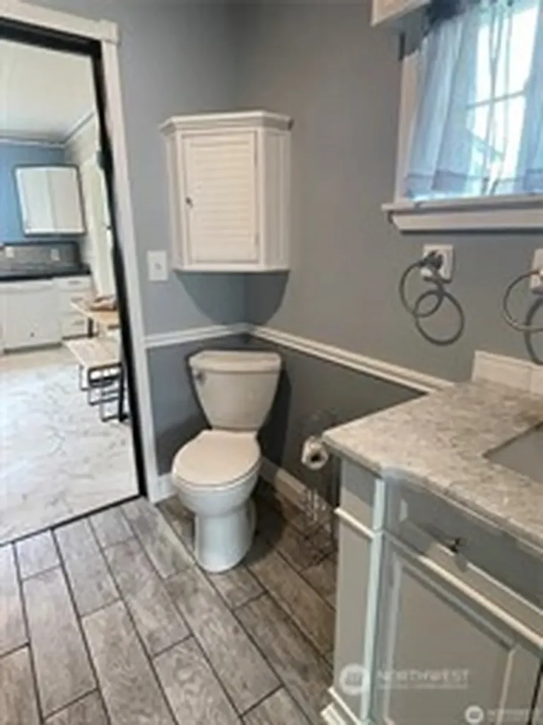 528 S 7th Montesano WA 98563
