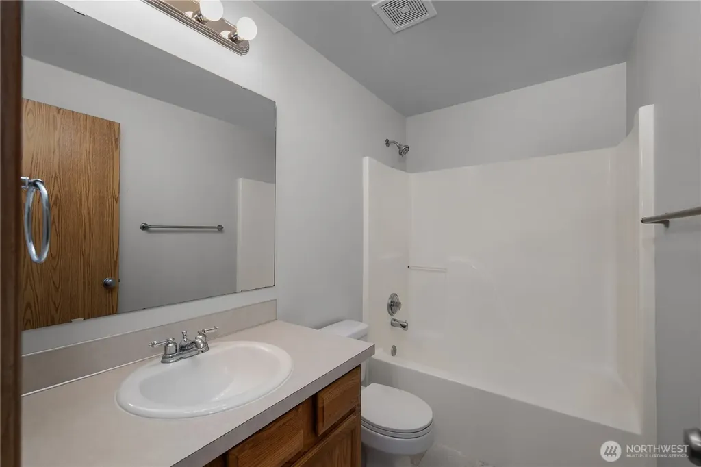 3016 Powder Ridge Street SE Olympia WA 98501