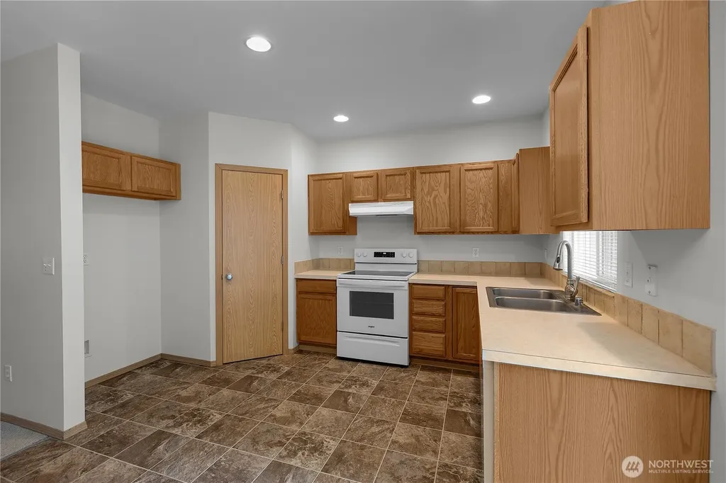 3016 Powder Ridge Street SE Olympia WA 98501