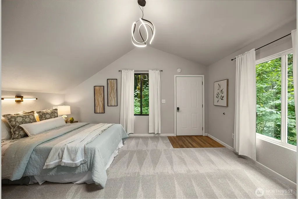 19217 SE 62nd Place Issaquah WA 98027