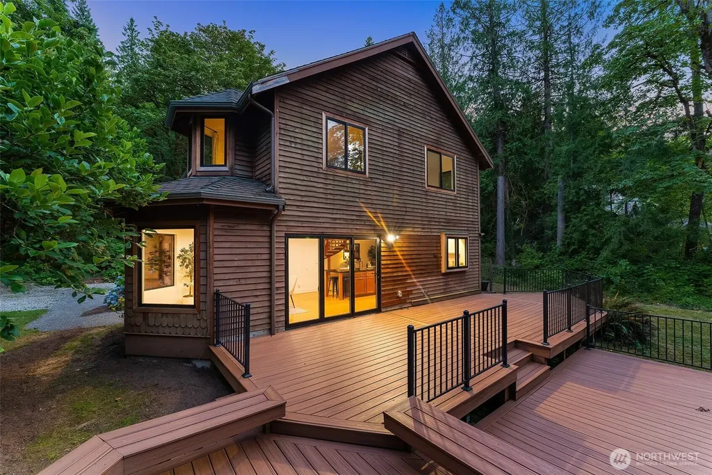 19217 SE 62nd Place Issaquah WA 98027