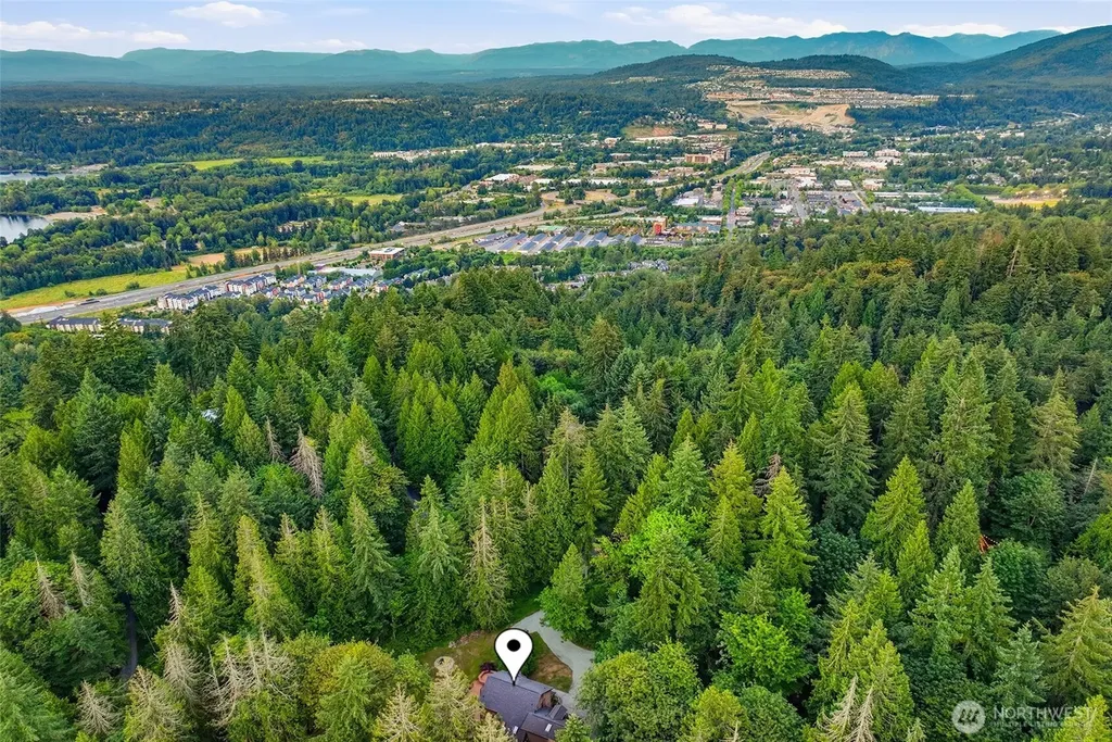 19217 SE 62nd Place Issaquah WA 98027