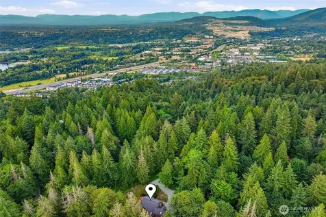 19217 SE 62nd Place Issaquah WA 98027