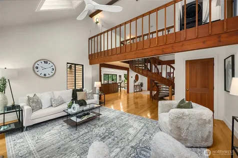 19217 SE 62nd Place Issaquah WA 98027