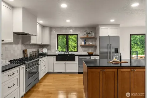 19217 SE 62nd Place Issaquah WA 98027