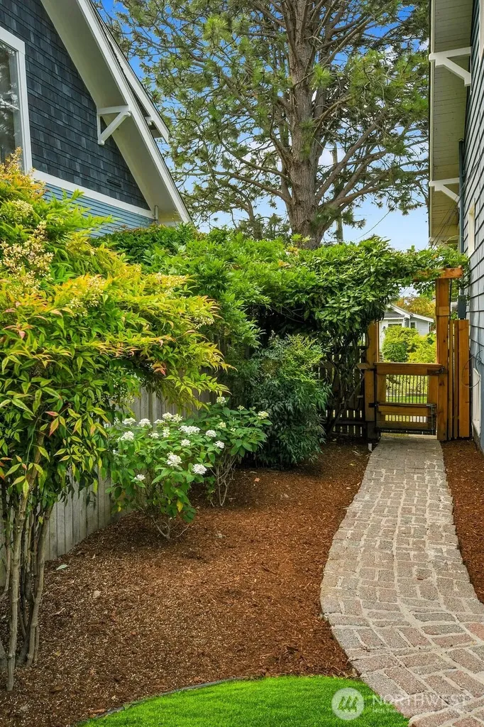 3026 NW 71st Street Seattle WA 98117
