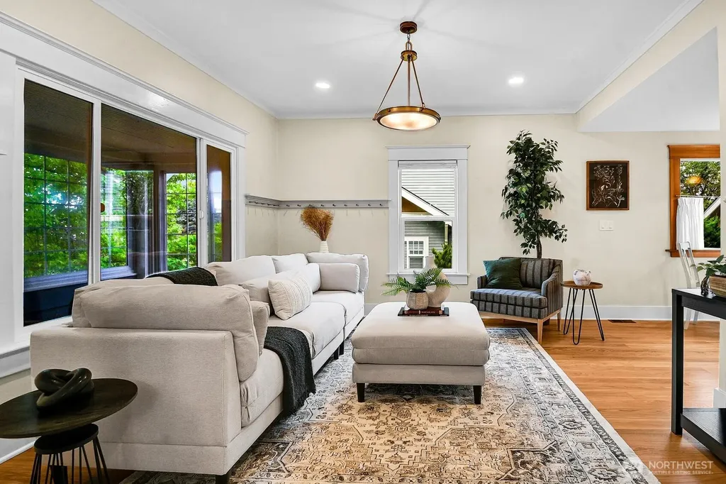 3026 NW 71st Street Seattle WA 98117