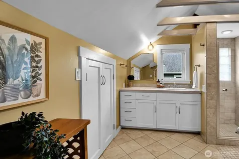 3026 NW 71st Street Seattle WA 98117