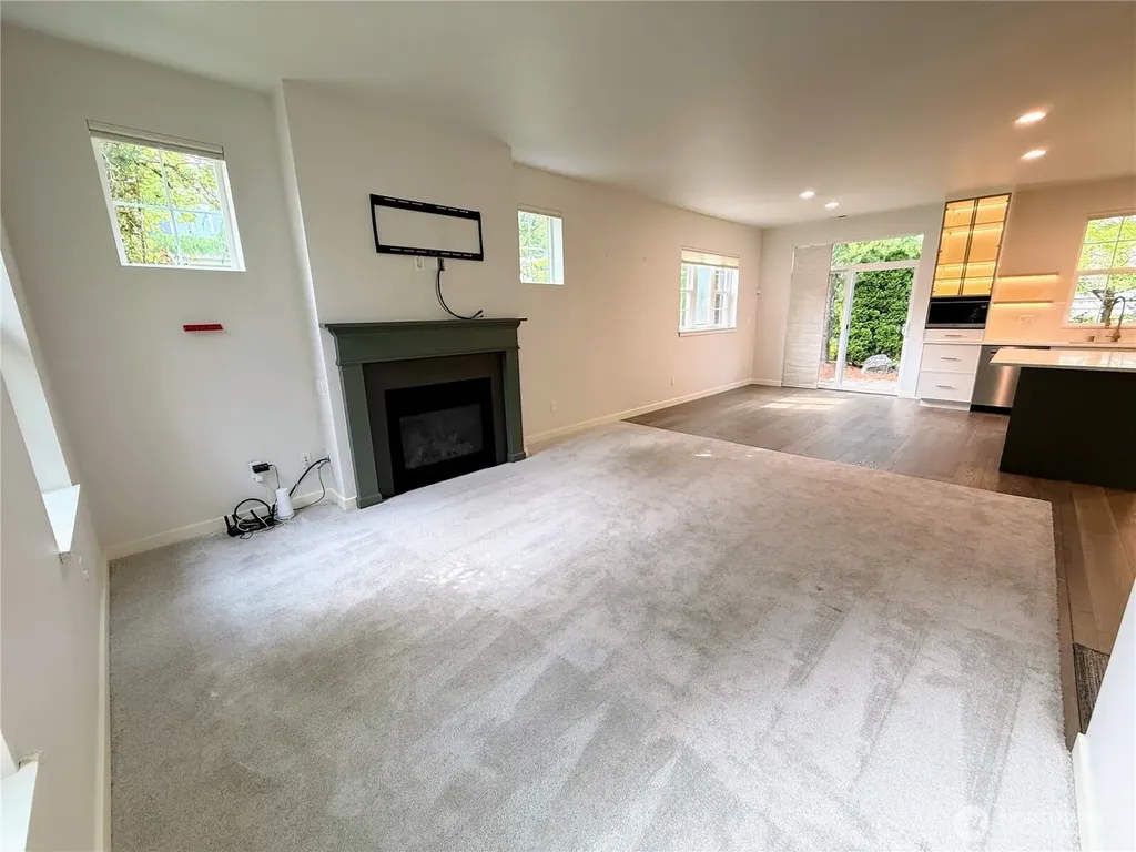 3717 219 Place SE Bothell WA 98021