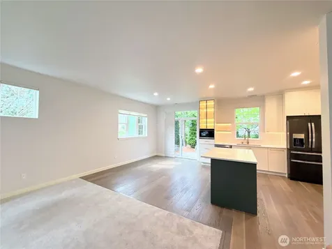 3717 219 Place SE Bothell WA 98021