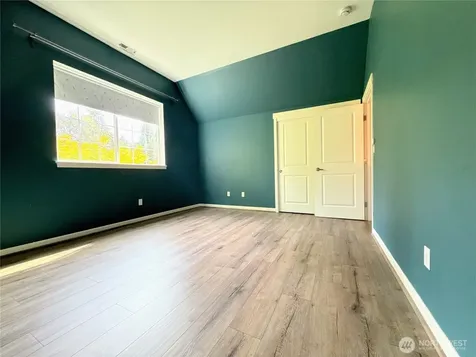 3717 219 Place SE Bothell WA 98021