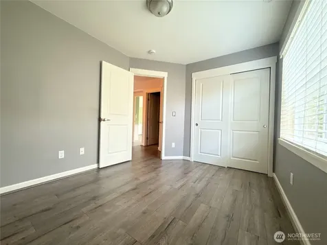 3717 219 Place SE Bothell WA 98021