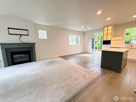 3717 219 Place SE Bothell WA 98021
