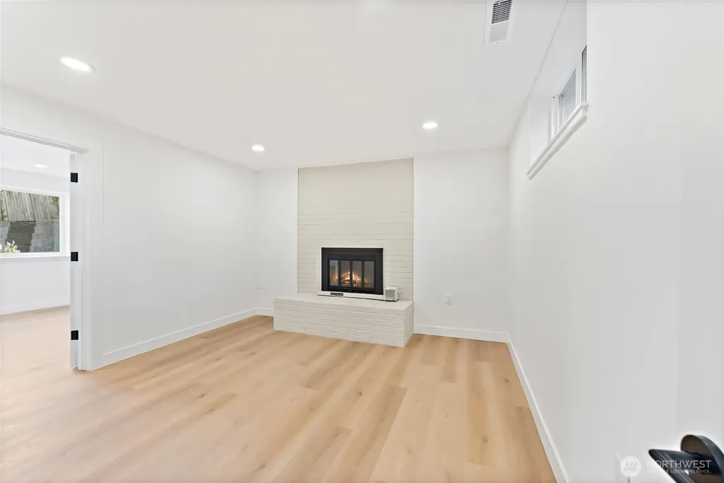 12215 SE 35 Street Bellevue WA 98006