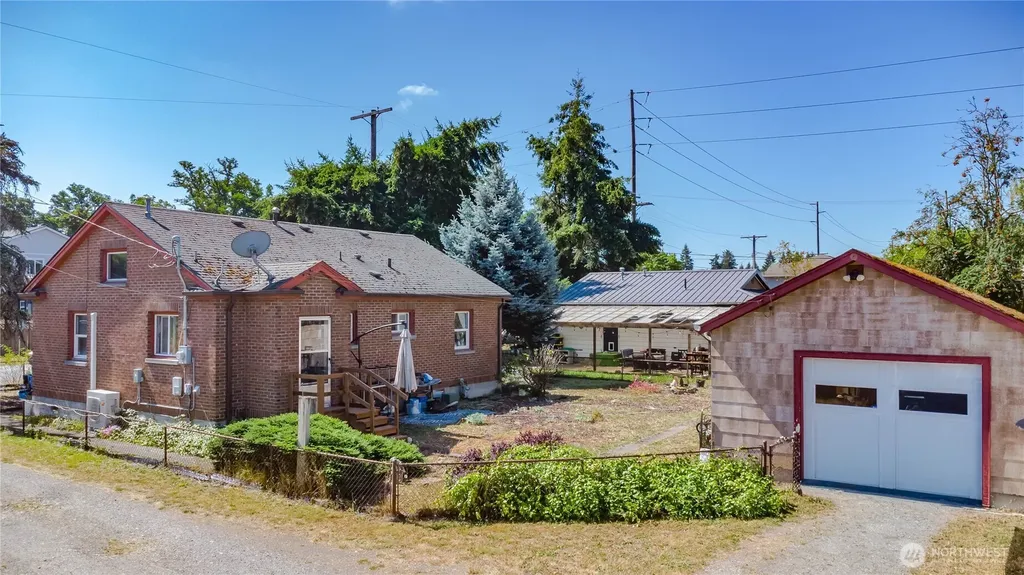 303 3rd Street NE Yelm WA 98597