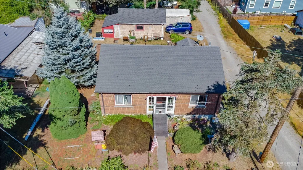 303 3rd Street NE Yelm WA 98597