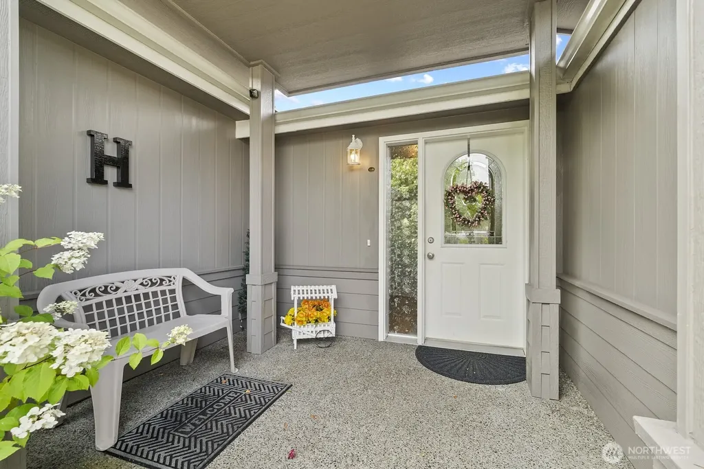 27229 217th Place SE Maple Valley WA 98038