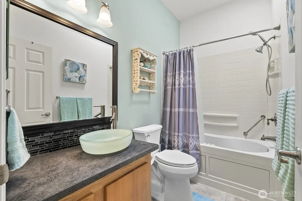27229 217th Place SE Maple Valley WA 98038