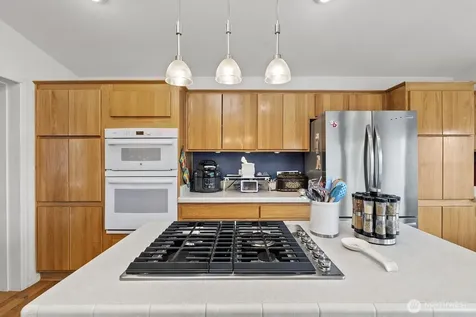 27229 217th Place SE Maple Valley WA 98038