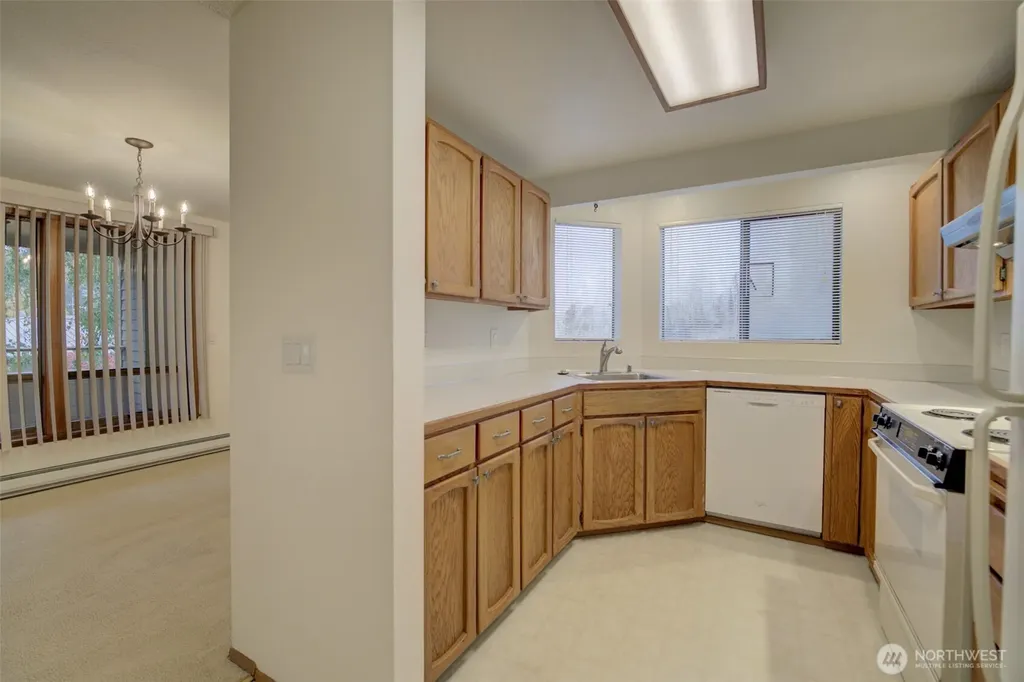 3055 80th Avenue SE Mercer Island WA 98040