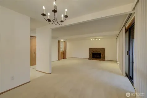 3055 80th Avenue SE Mercer Island WA 98040