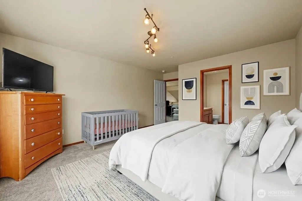 9237 11th Place NE Lake Stevens WA 98258