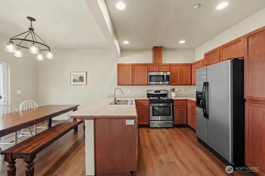 9237 11th Place NE Lake Stevens WA 98258
