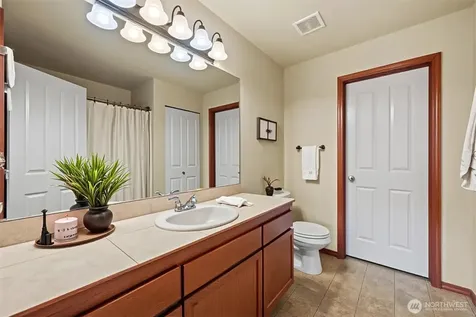 9237 11th Place NE Lake Stevens WA 98258