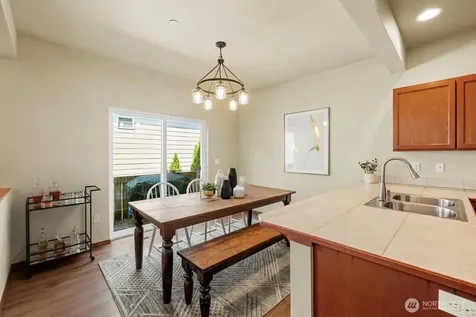 9237 11th Place NE Lake Stevens WA 98258